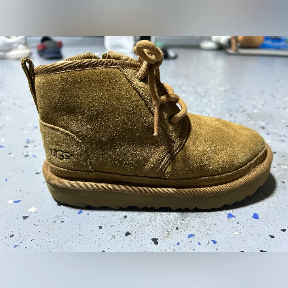 UGG Unisex-Child Neumel Ii Boot, Tan, 12 Toddler